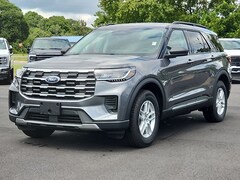 2025 Ford Explorer Active 4WD