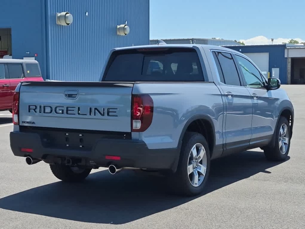 Used 2025 Honda Ridgeline RTL AWD Truck Crew Cab