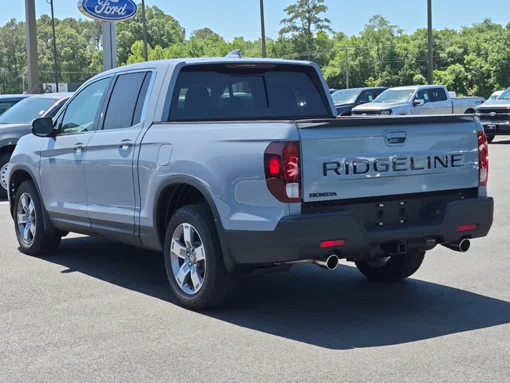 Used 2025 Honda Ridgeline RTL AWD Truck Crew Cab