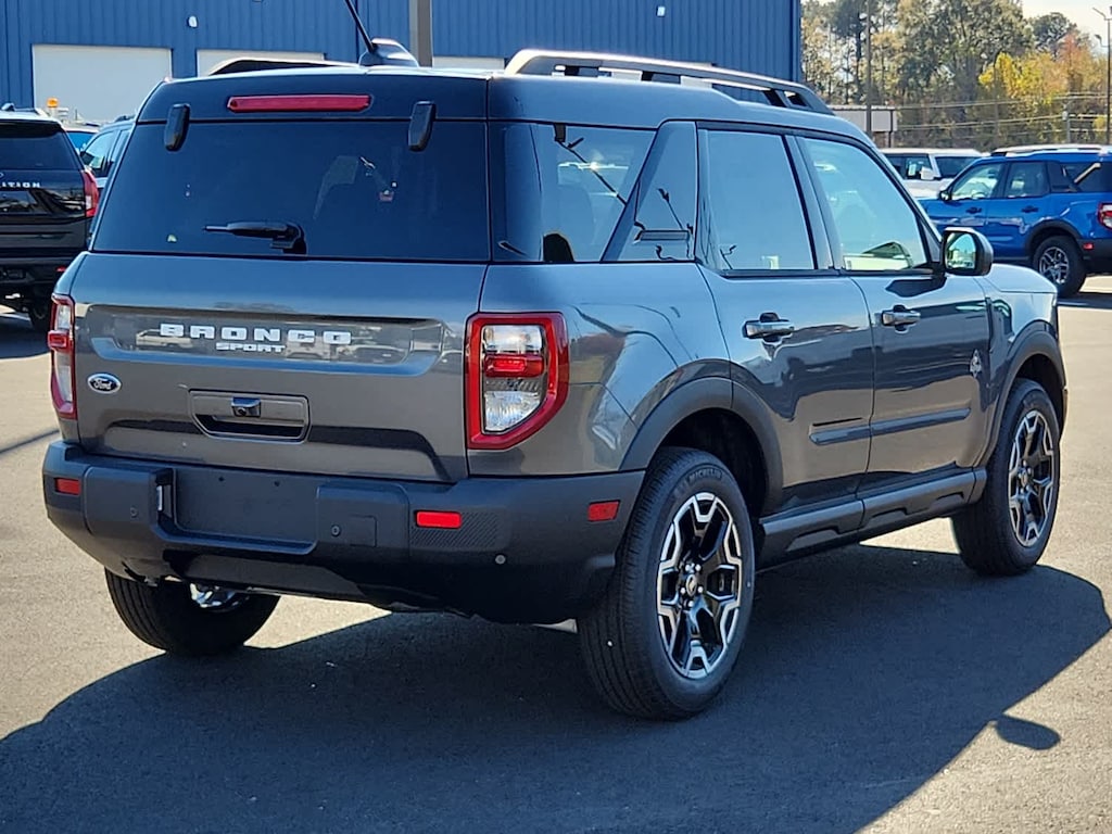 New 2025 Ford Bronco Sport Outer Banks 4x4