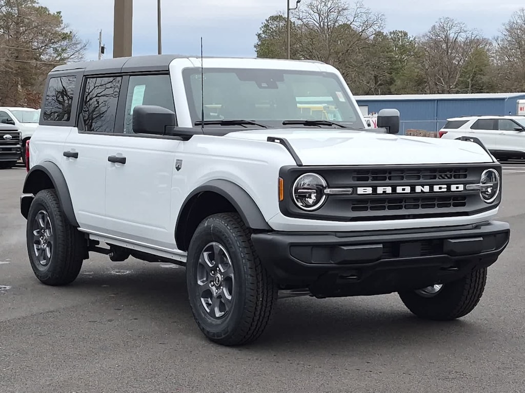 2025 Ford Bronco Big Bend photo 2