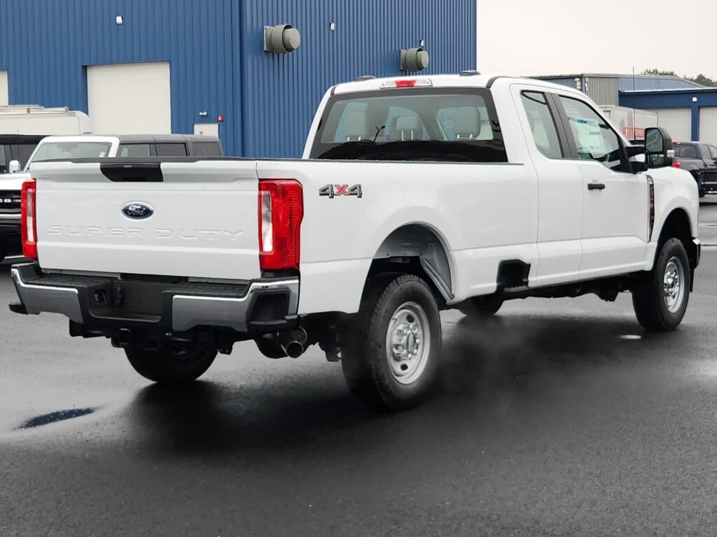 2026 Ford F-250 XL photo 3