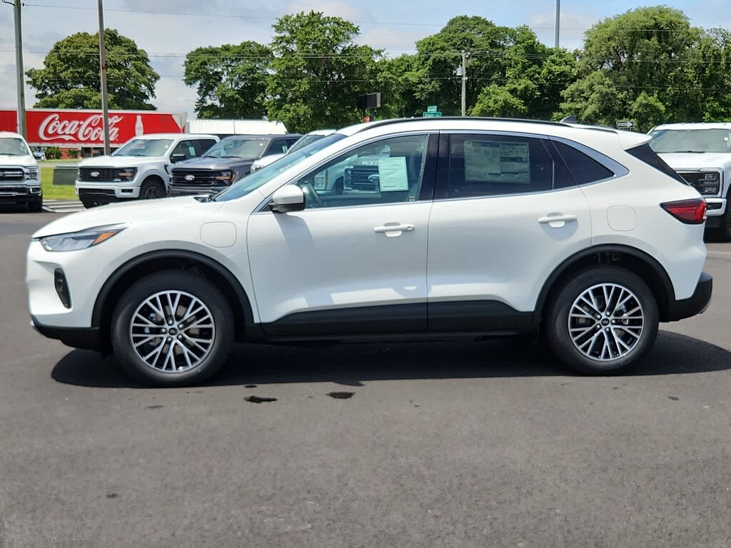 2025 Ford Escape Plug-In Hybrid photo 4
