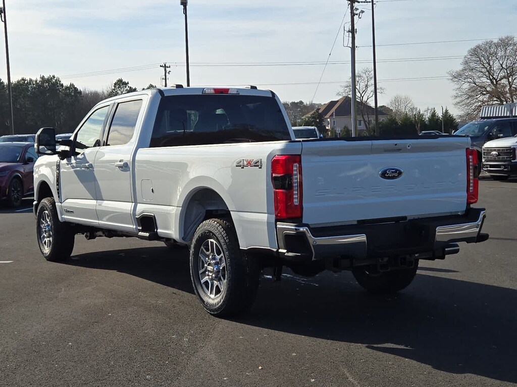 2026 Ford F-250 Lariat photo 4