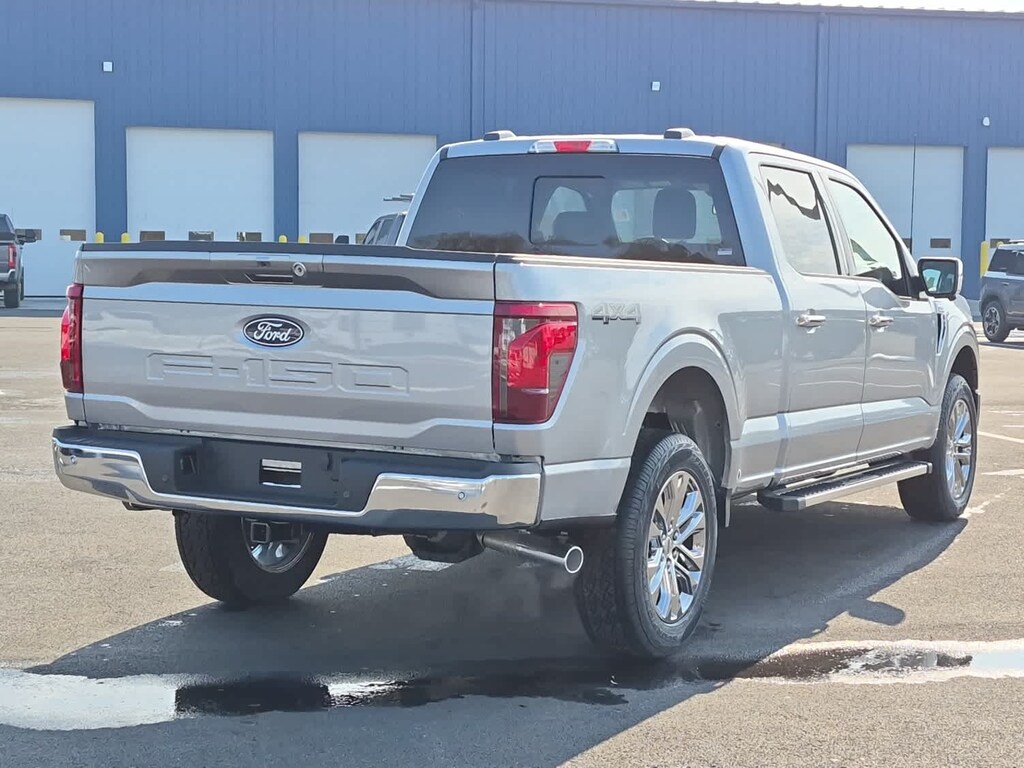 2026 Ford F-150 XLT photo 3