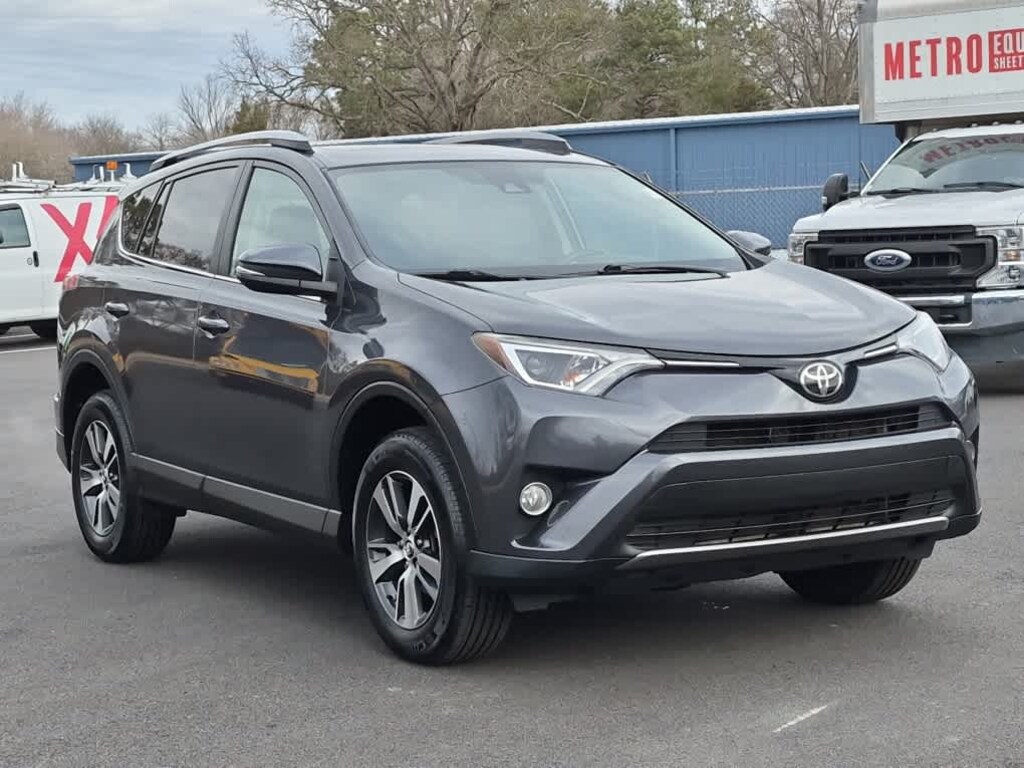 Used 2018 Toyota RAV4 XLE SUV