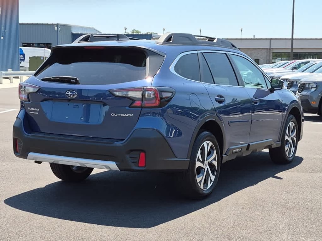 Used 2022 Subaru Outback Limited SUV
