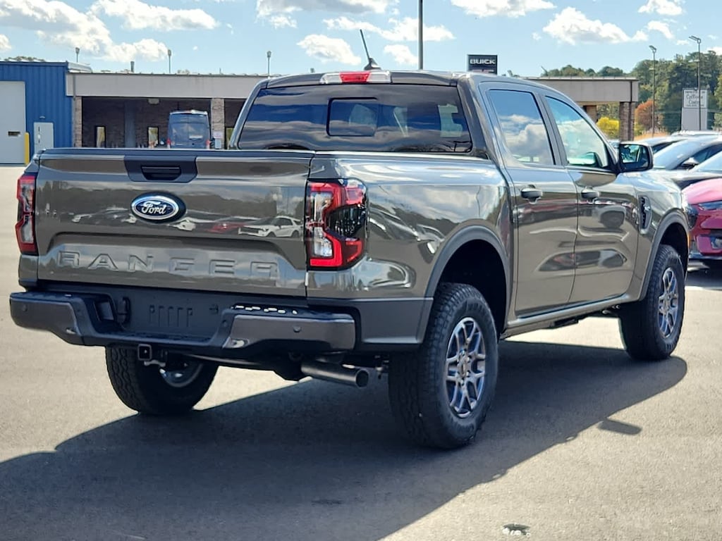 New 2025 Ford Ranger XLT 4WD SuperCrew 5 Box