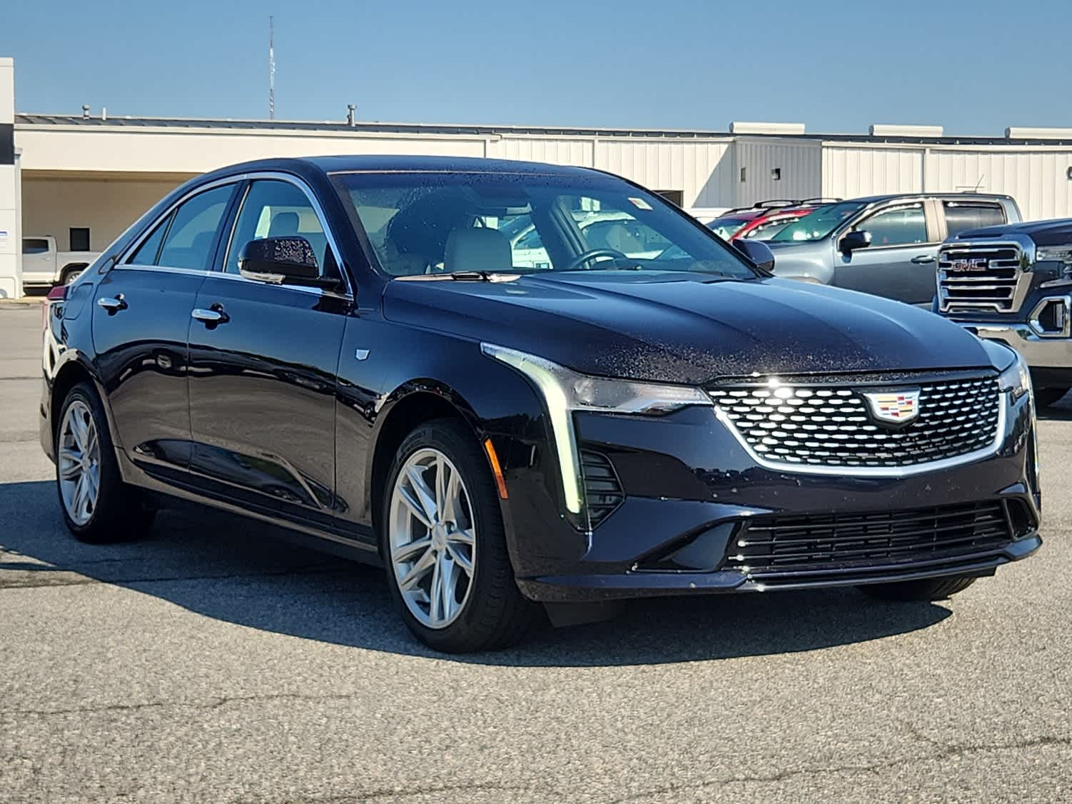 2020 Cadillac CT4 Luxury photo 2