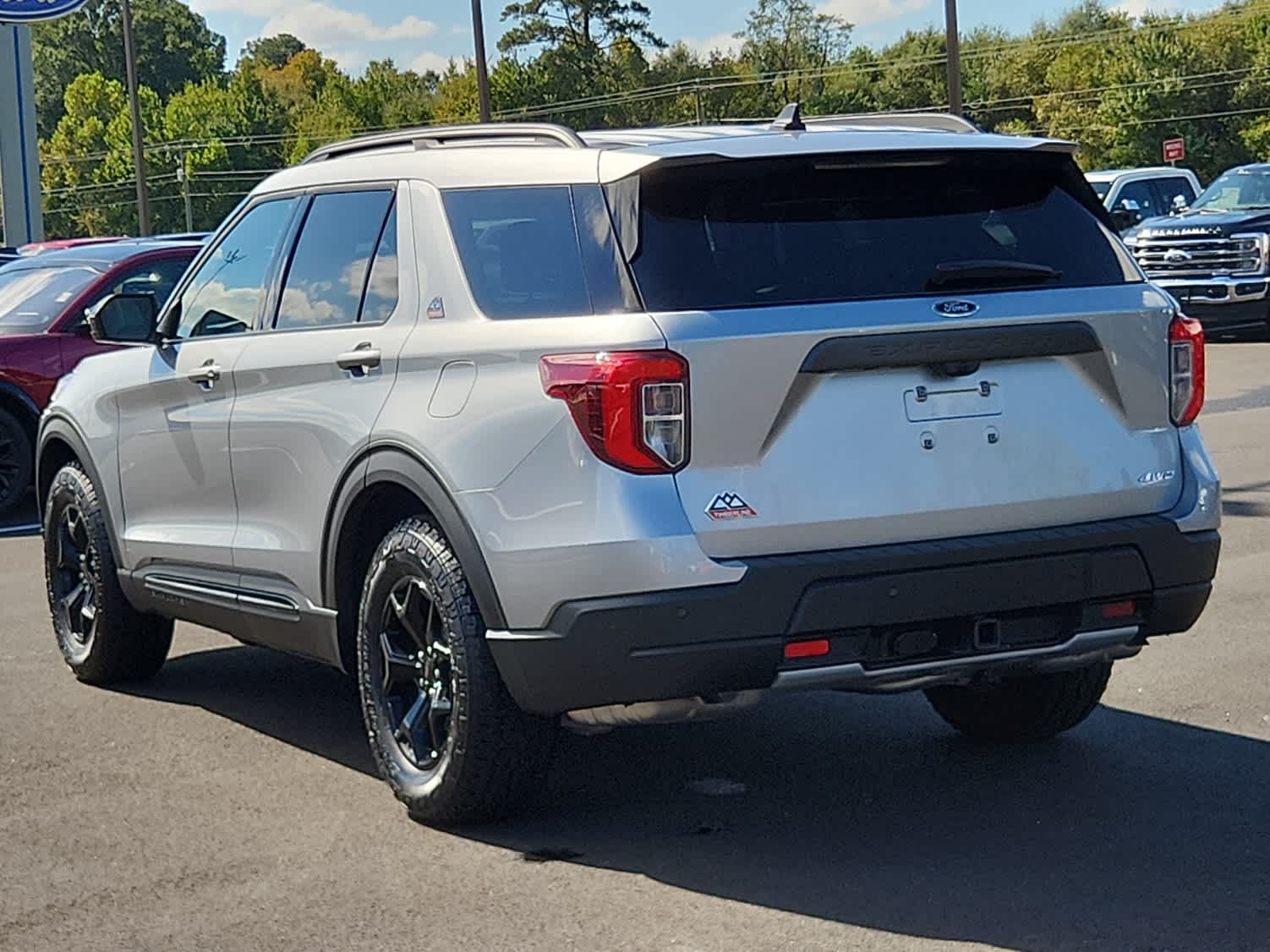 2024 Ford Explorer Timberline photo 3