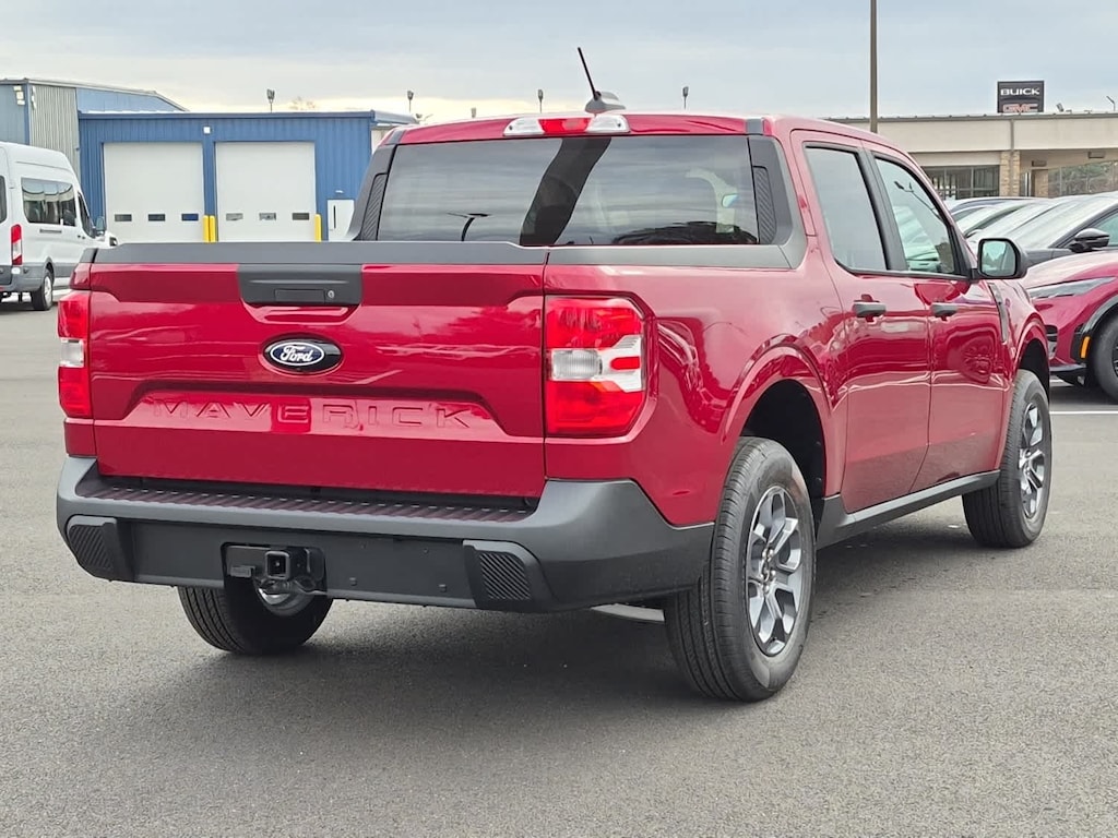 2026 Ford Maverick XLT photo 3