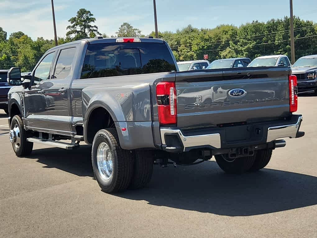 2026 Ford F-350 XLT photo 4