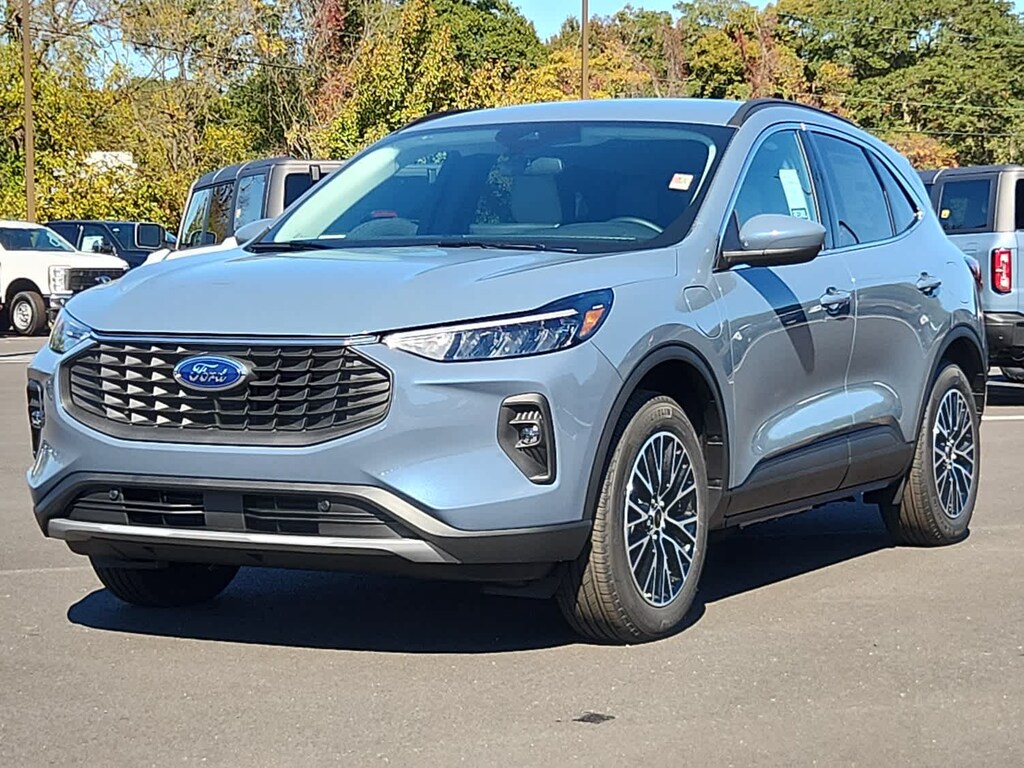 New 2026 Ford Escape Plug-in Hybrid FWD