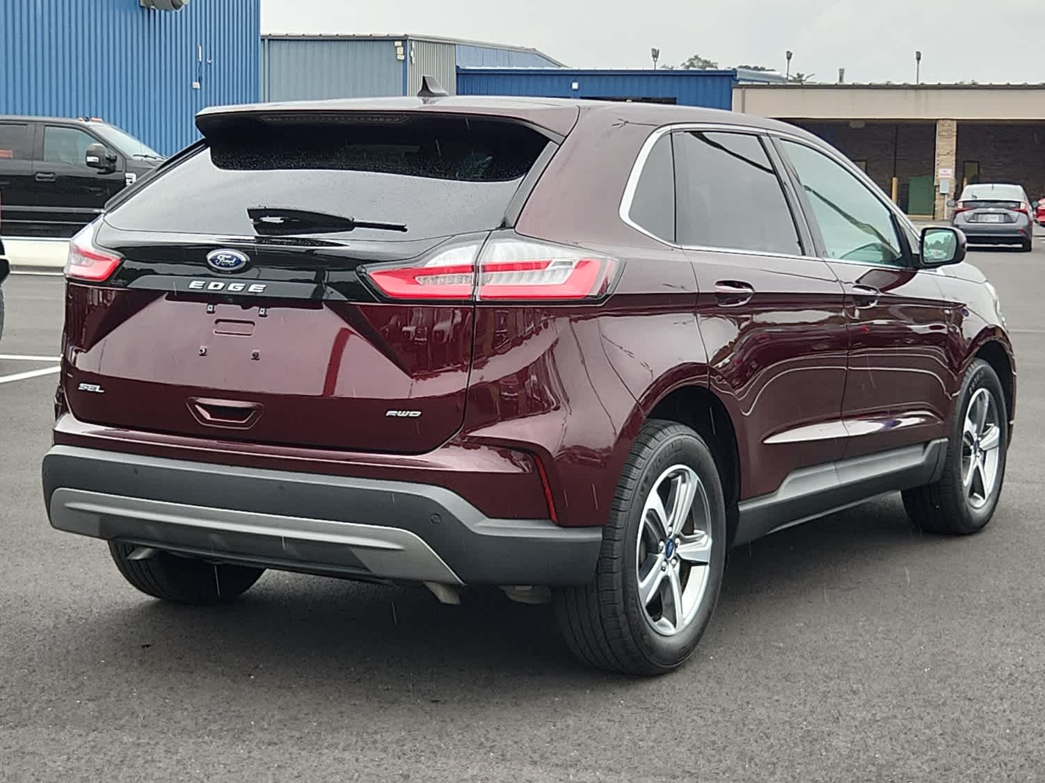 2022 Ford Edge SEL photo 3