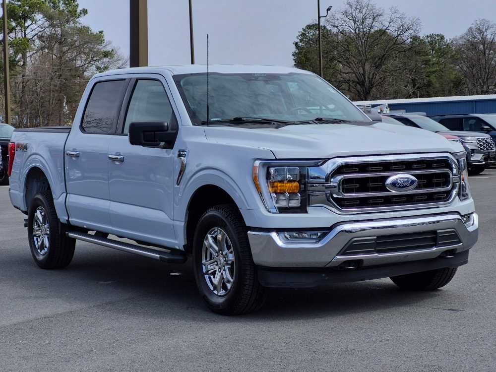 2022 Ford F-150 XLT photo 2
