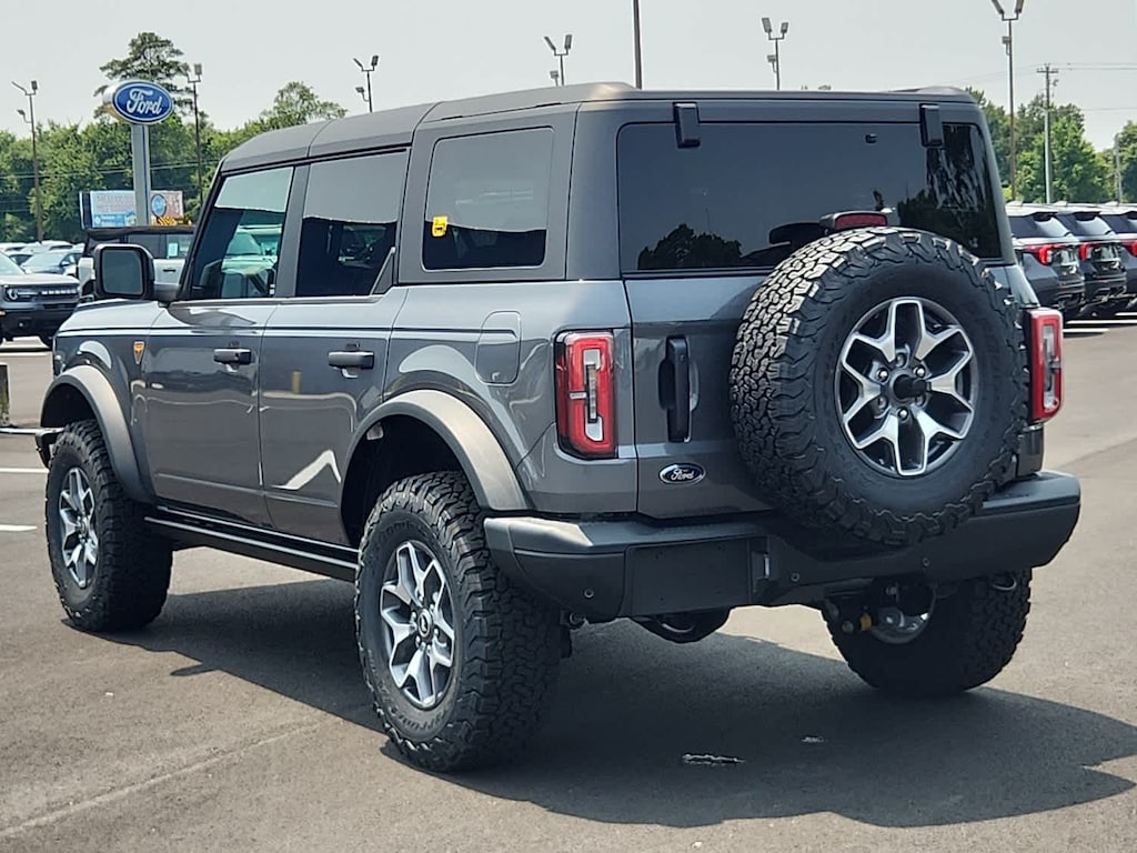 2025 Ford Bronco Badlands photo 4