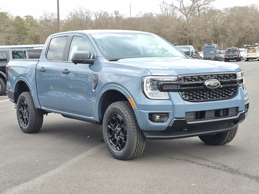 2025 Ford Ranger XLT photo 2