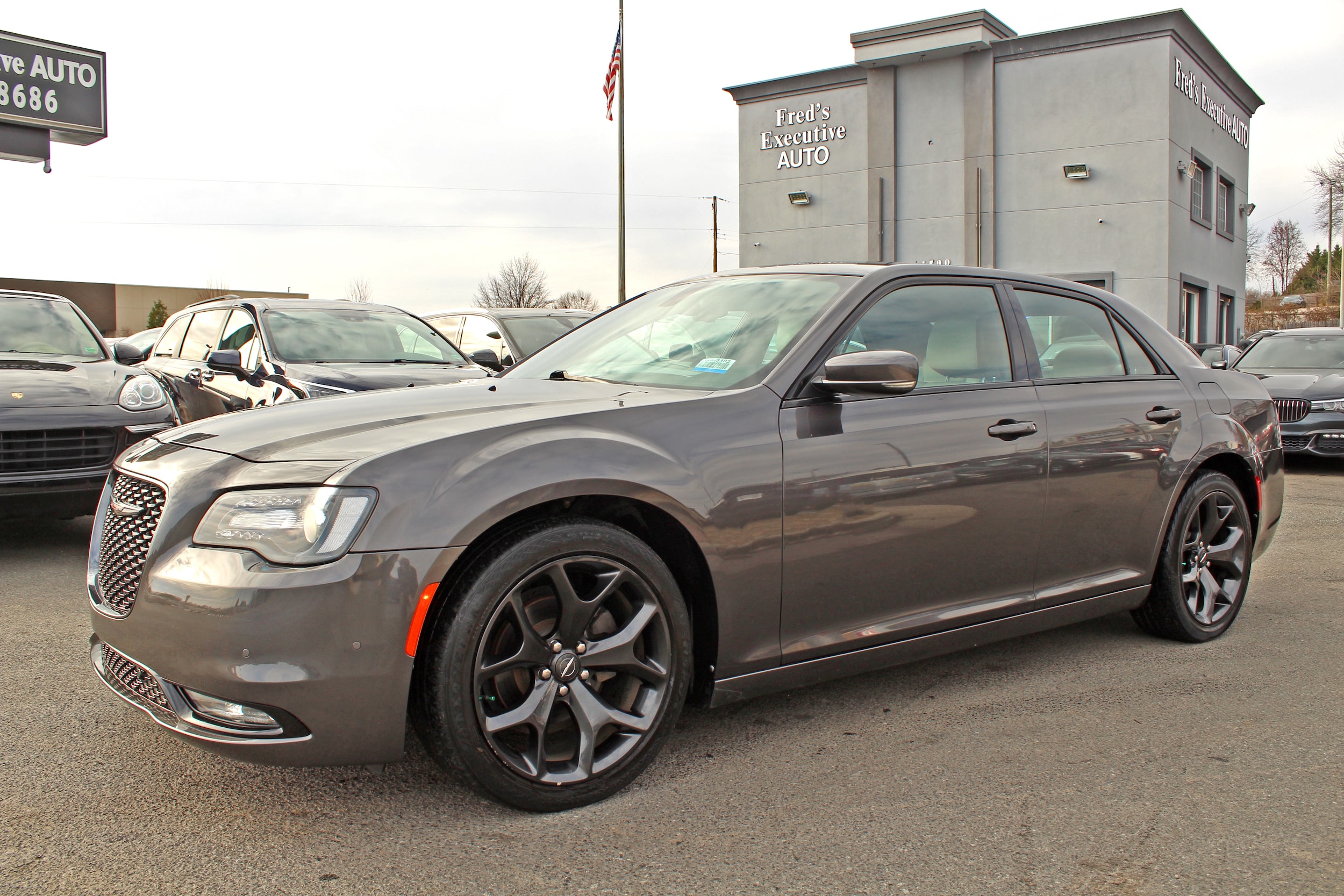 2021 Chrysler 300 S's photo
