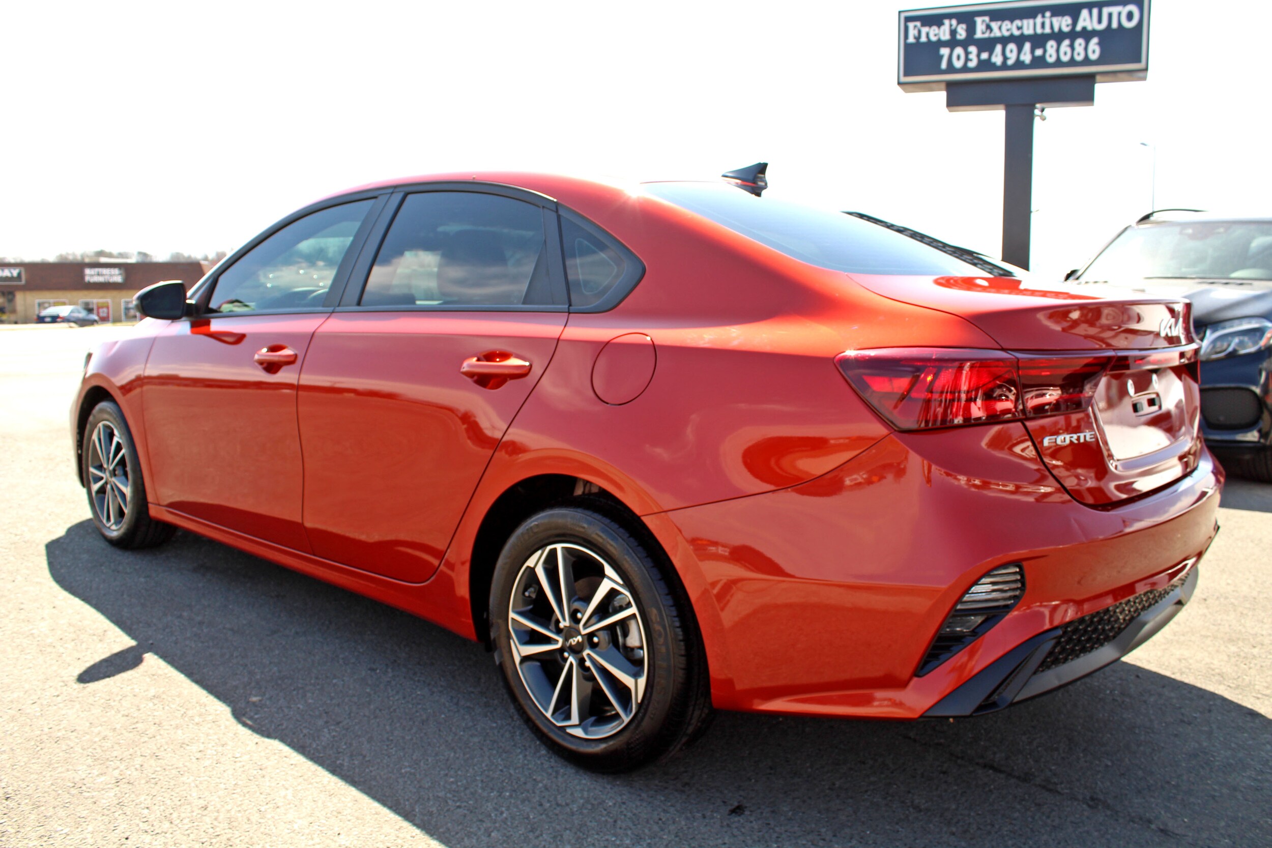 2024 Kia Forte LXS photo 4