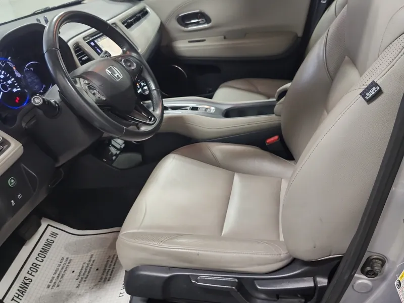 2018 Honda HR-V EX-L photo 4