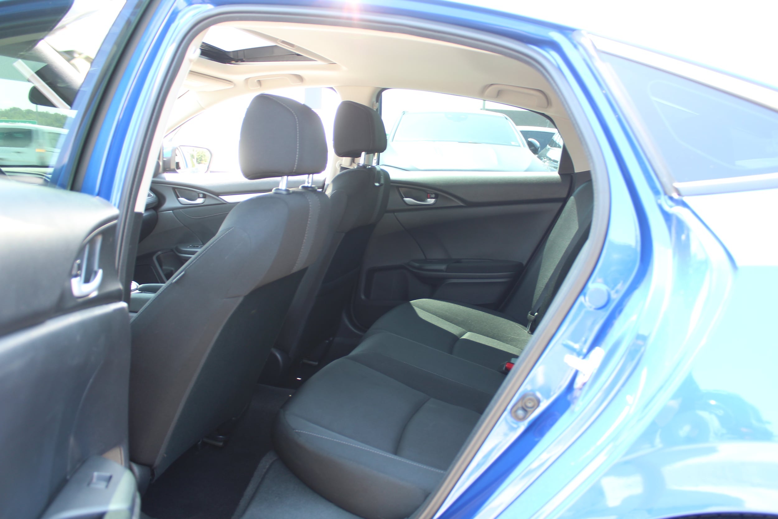 2021 Honda Civic EX - Photo 10