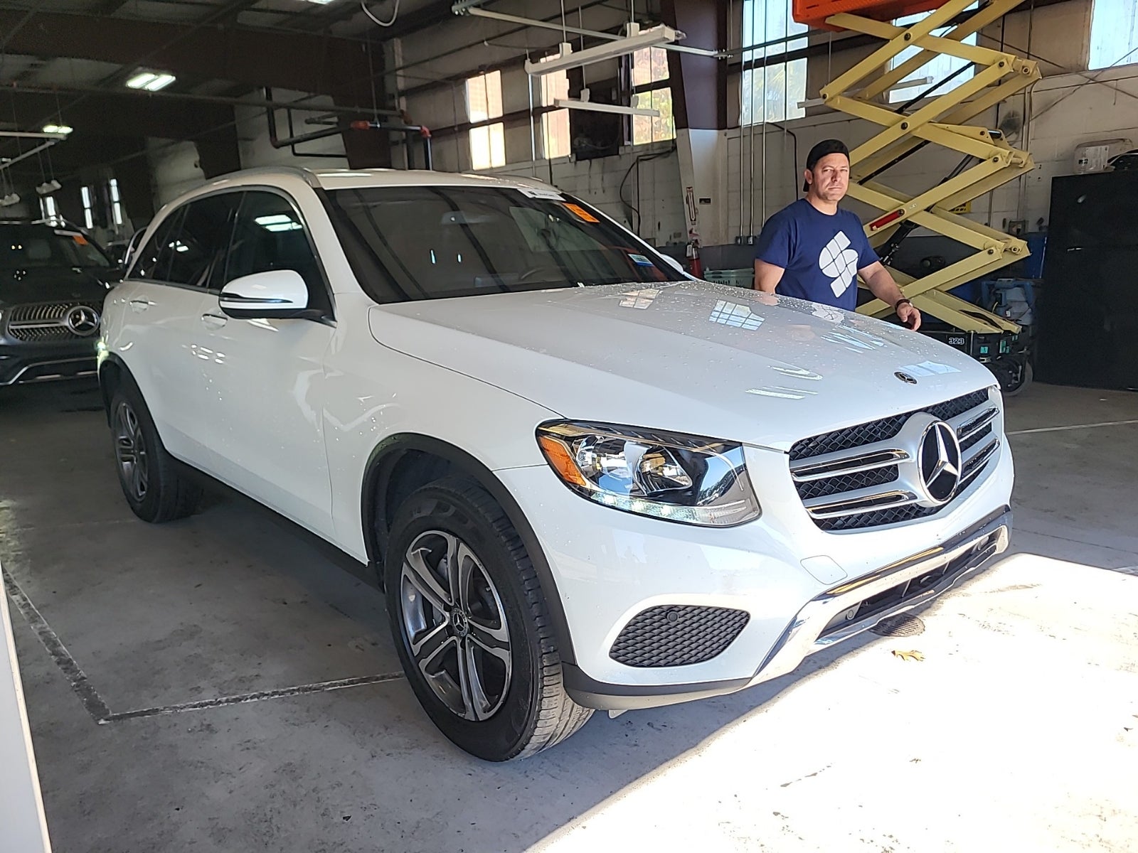 2019 Mercedes-Benz GLC GLC300's photo