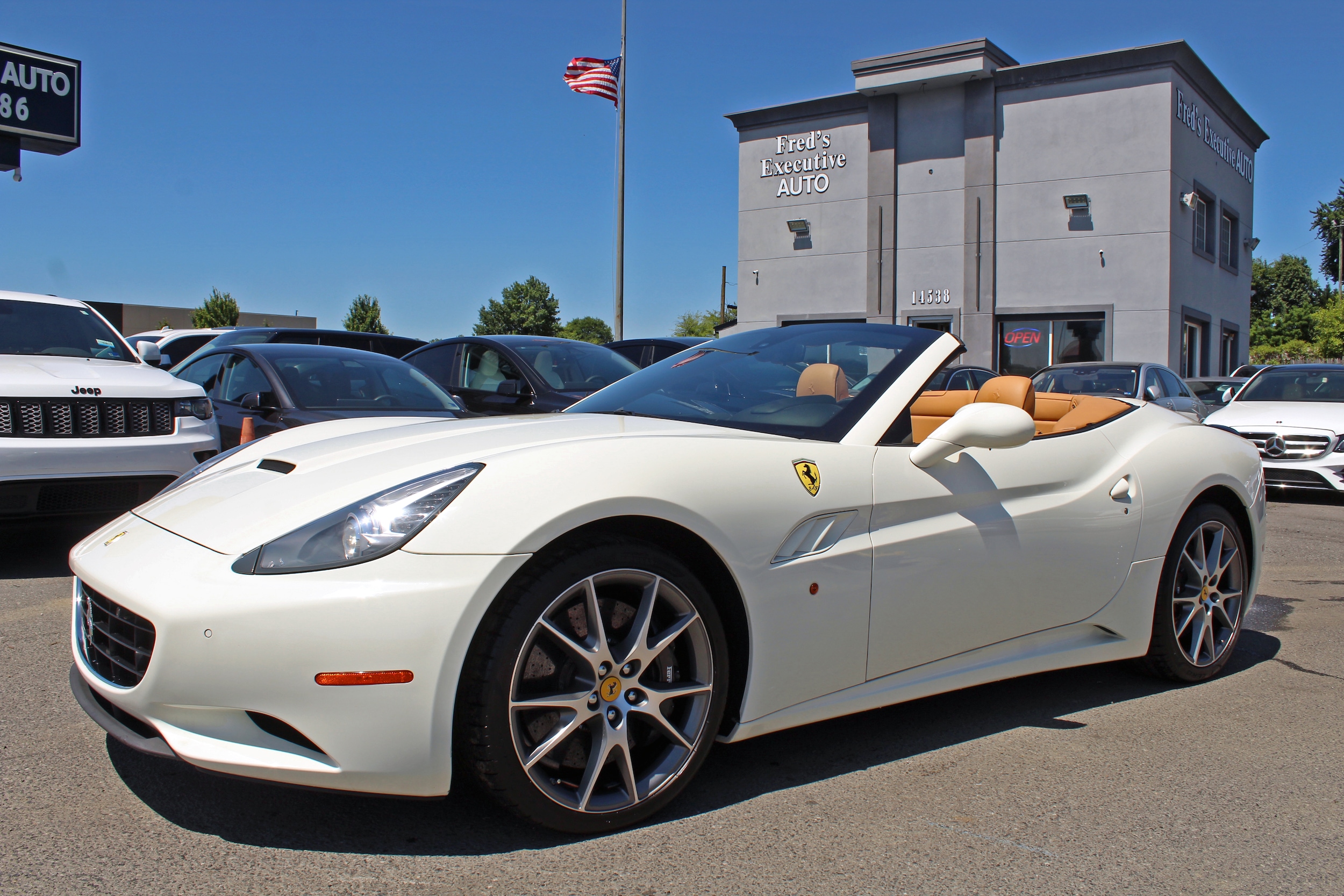 2012 Ferrari California -'s photo