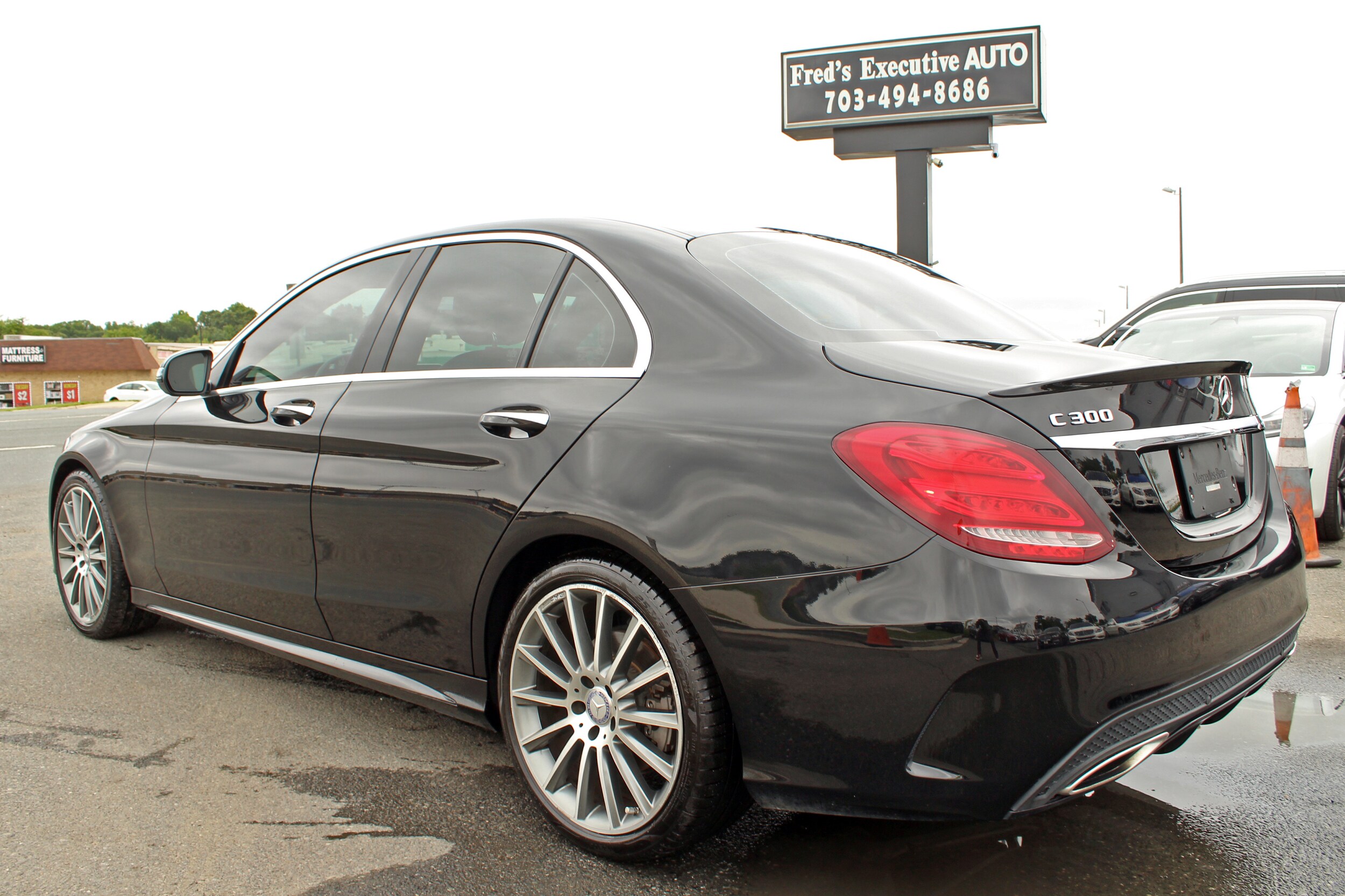 2017 Mercedes Benz C 300 Sport Sedan photo 4