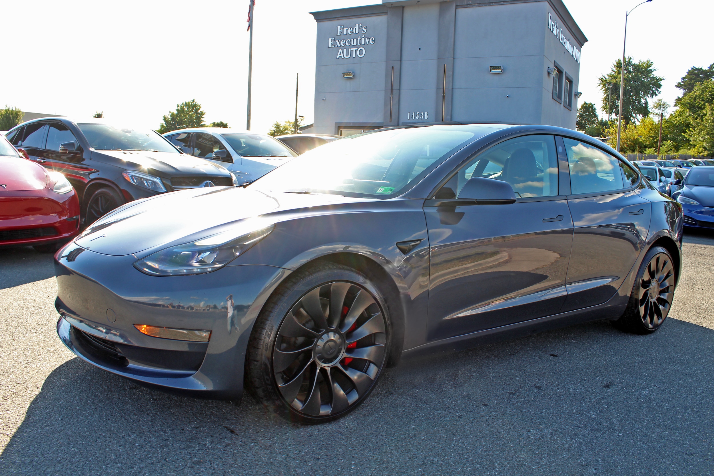 2023 Tesla Model 3 Performance's photo