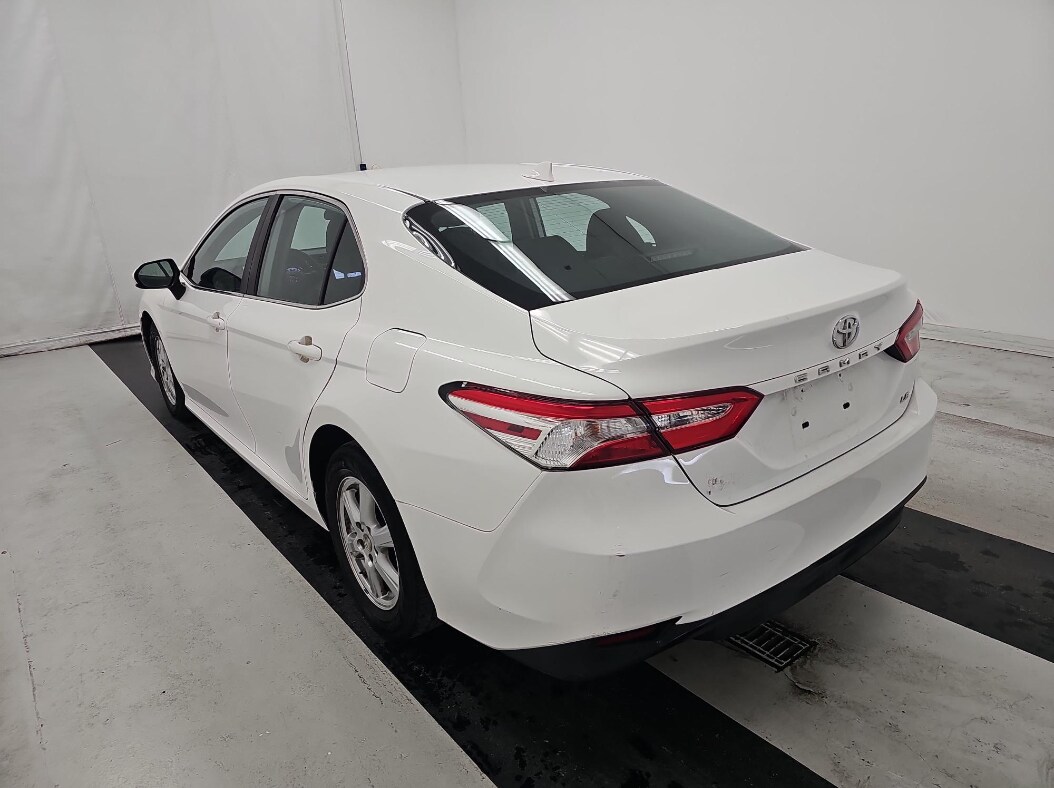2020 Toyota Camry LE photo 4