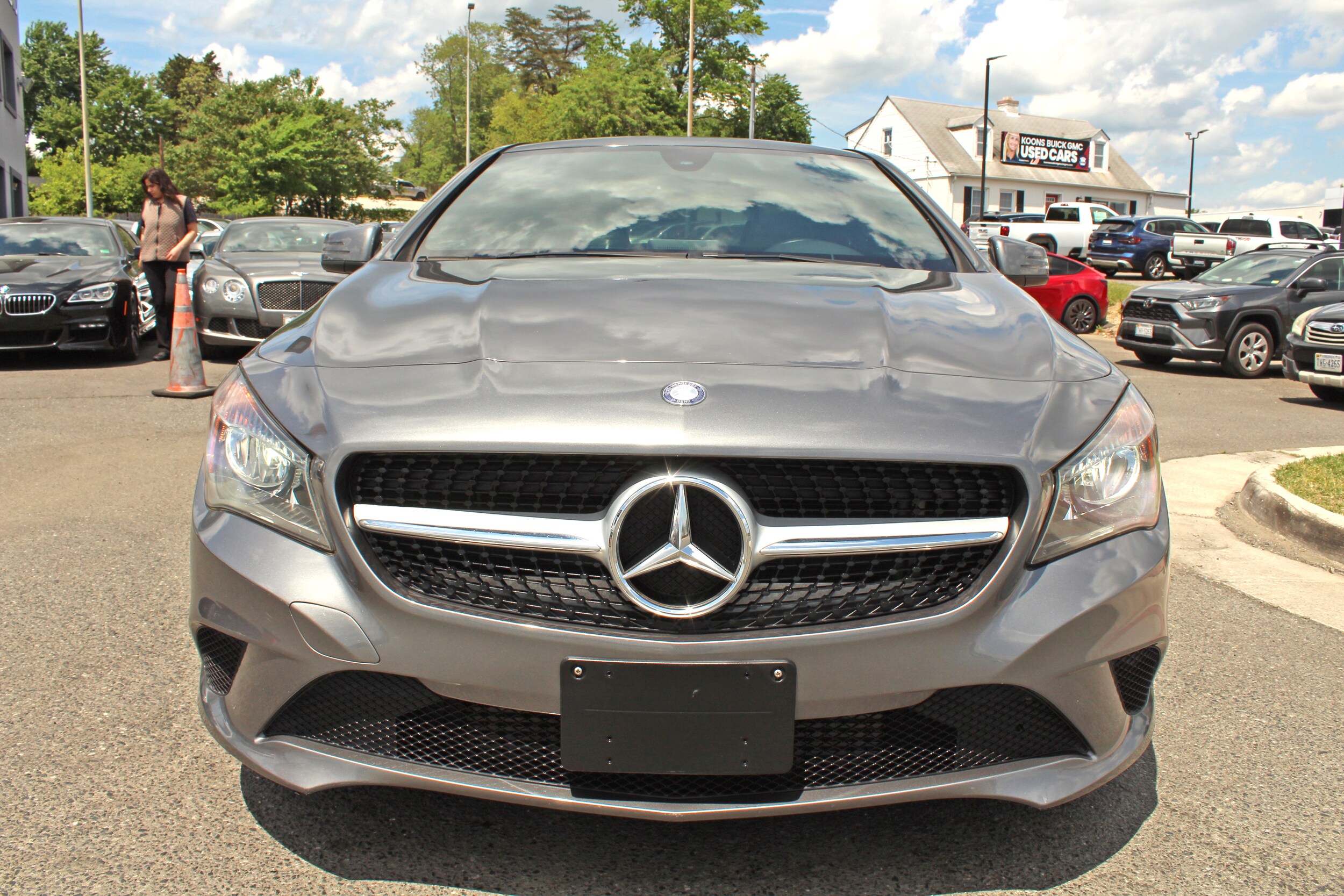 2016 Mercedes Benz CLA 250 4MATIC photo 2