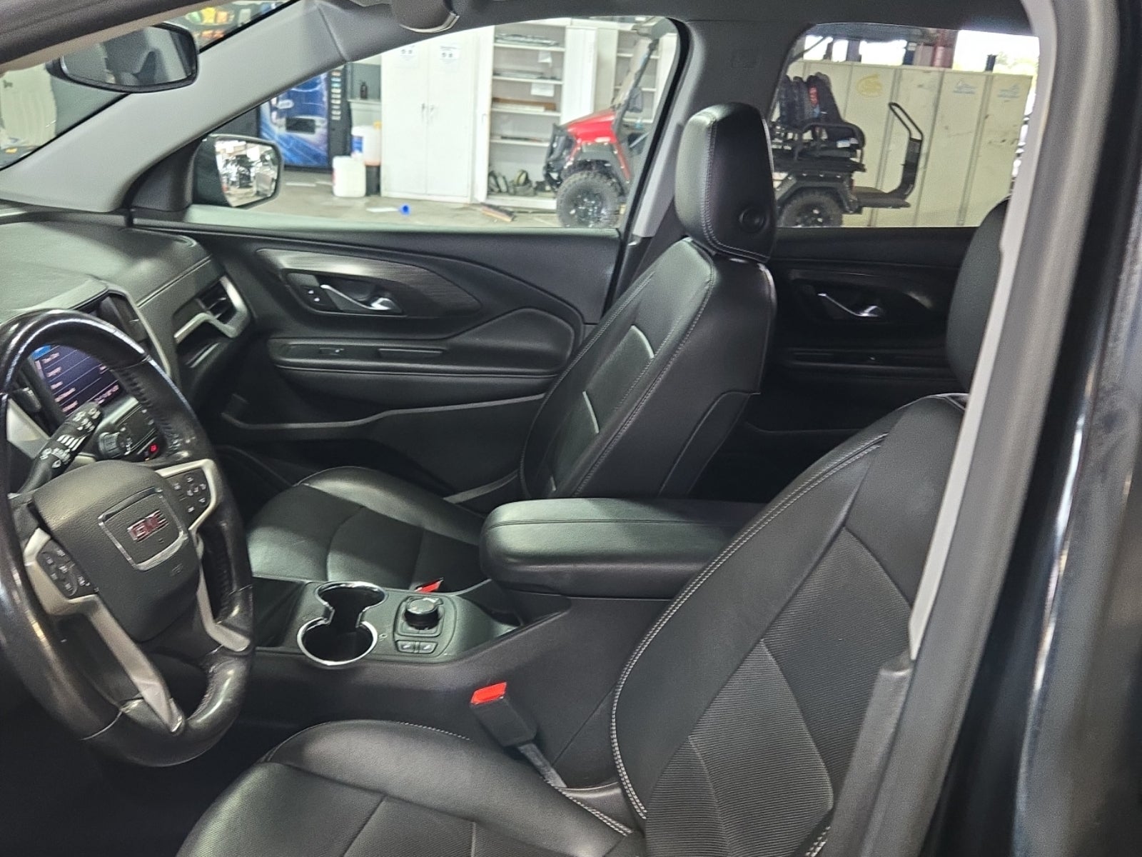 2022 Gmc Terrain SLT photo 2