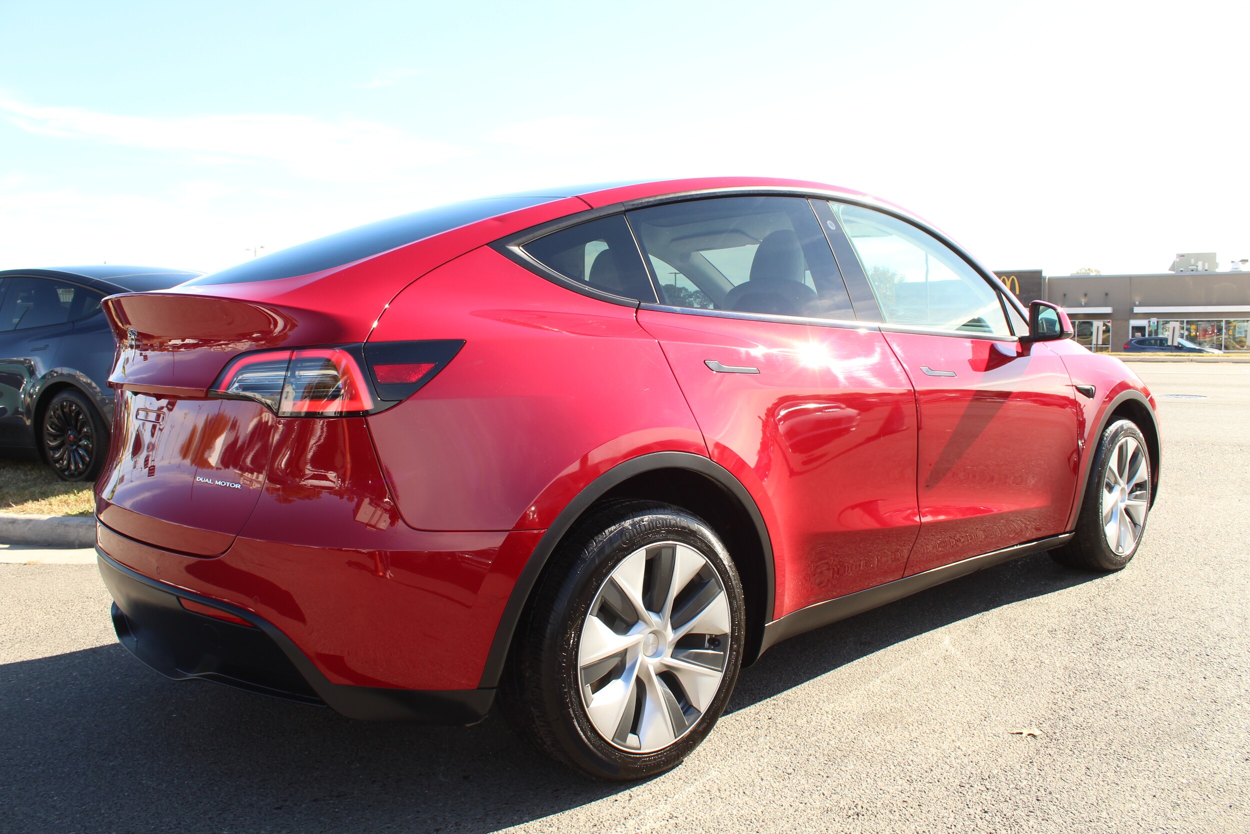 2022 Tesla Model Y Long Range photo 4