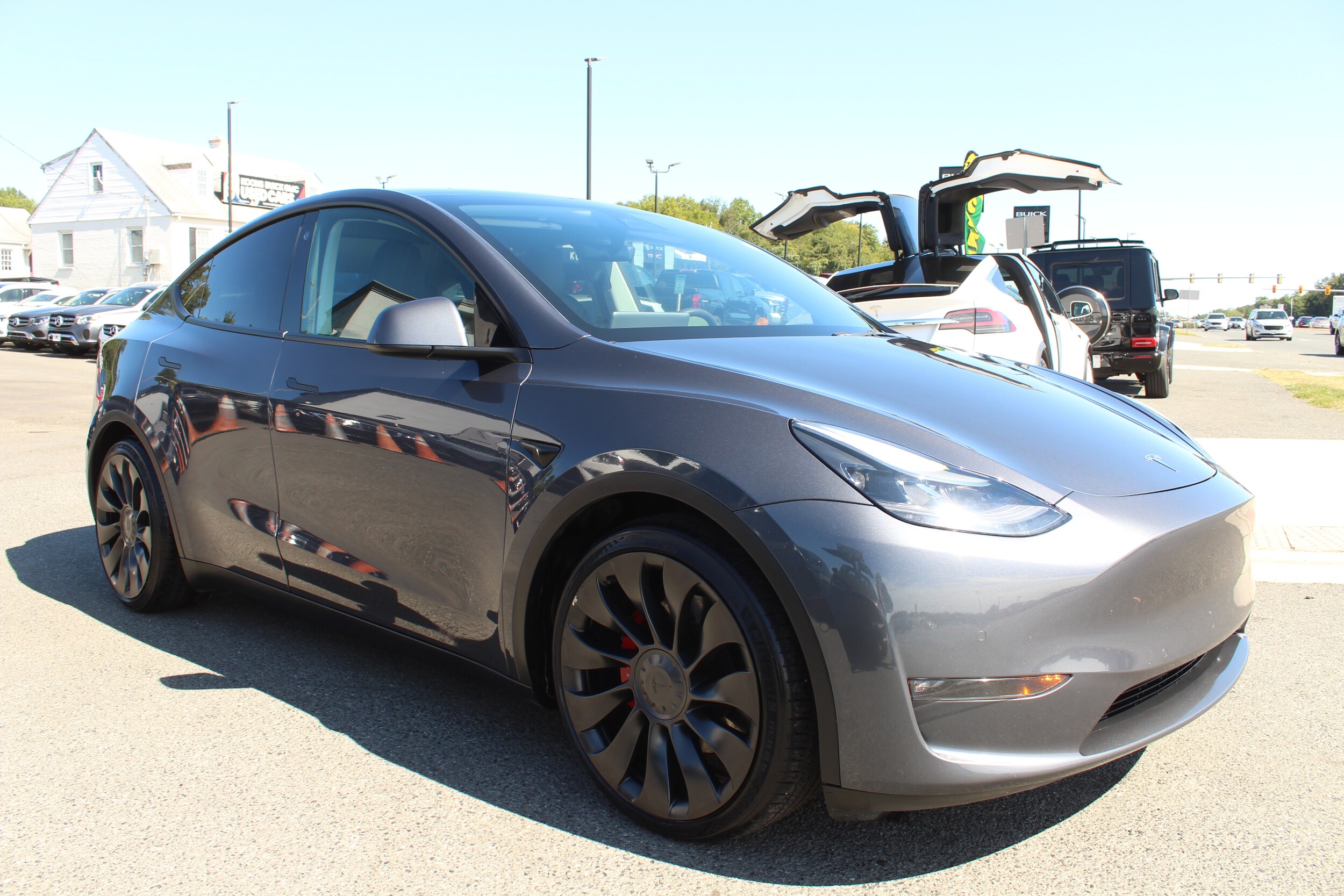 2022 Tesla Model Y Performance photo 2