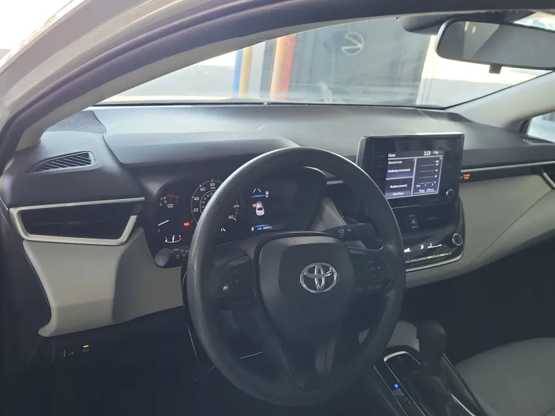 2022 Toyota Corolla L photo 3