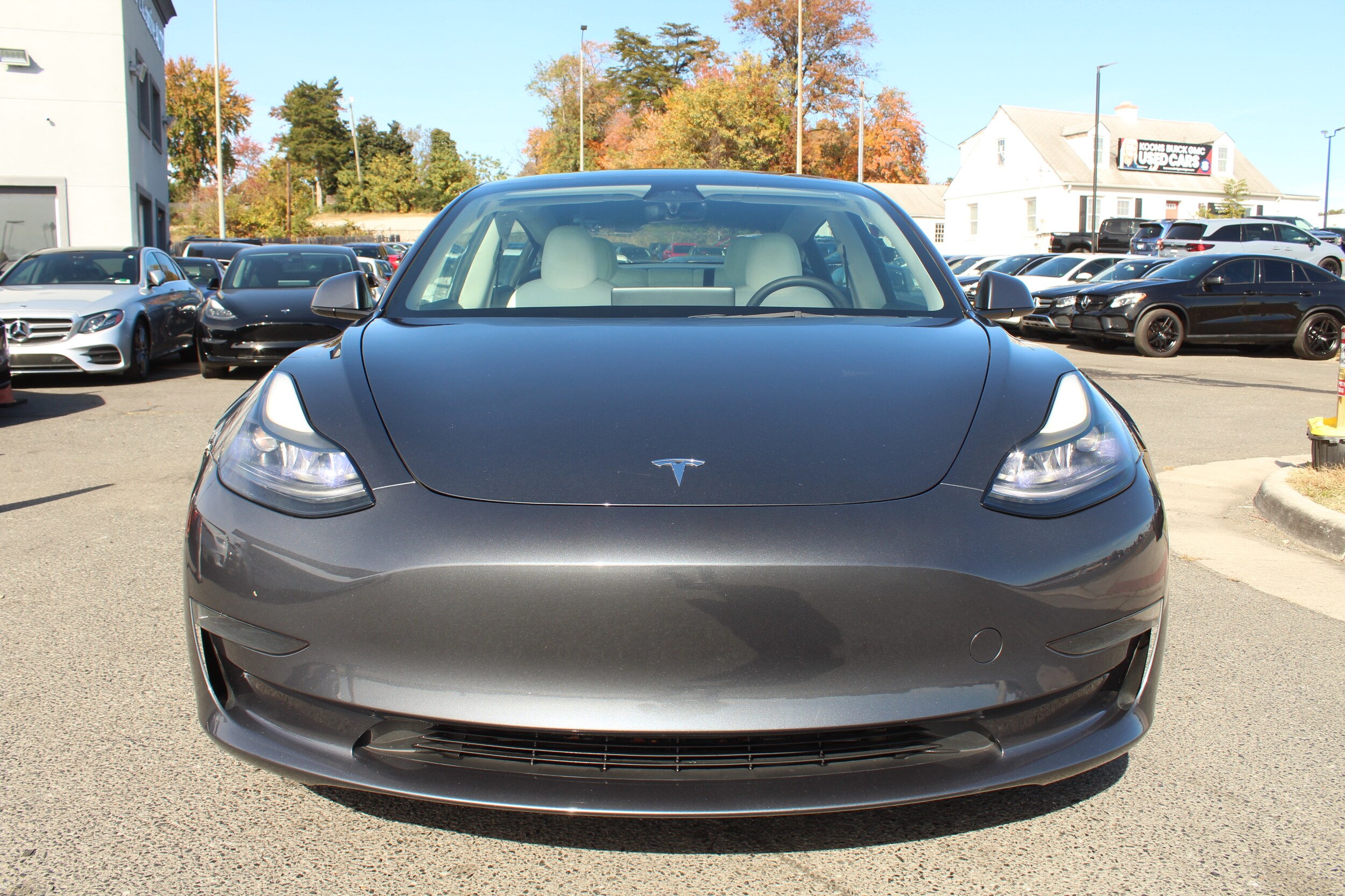 2023 Tesla Model 3 Standard Range photo 2