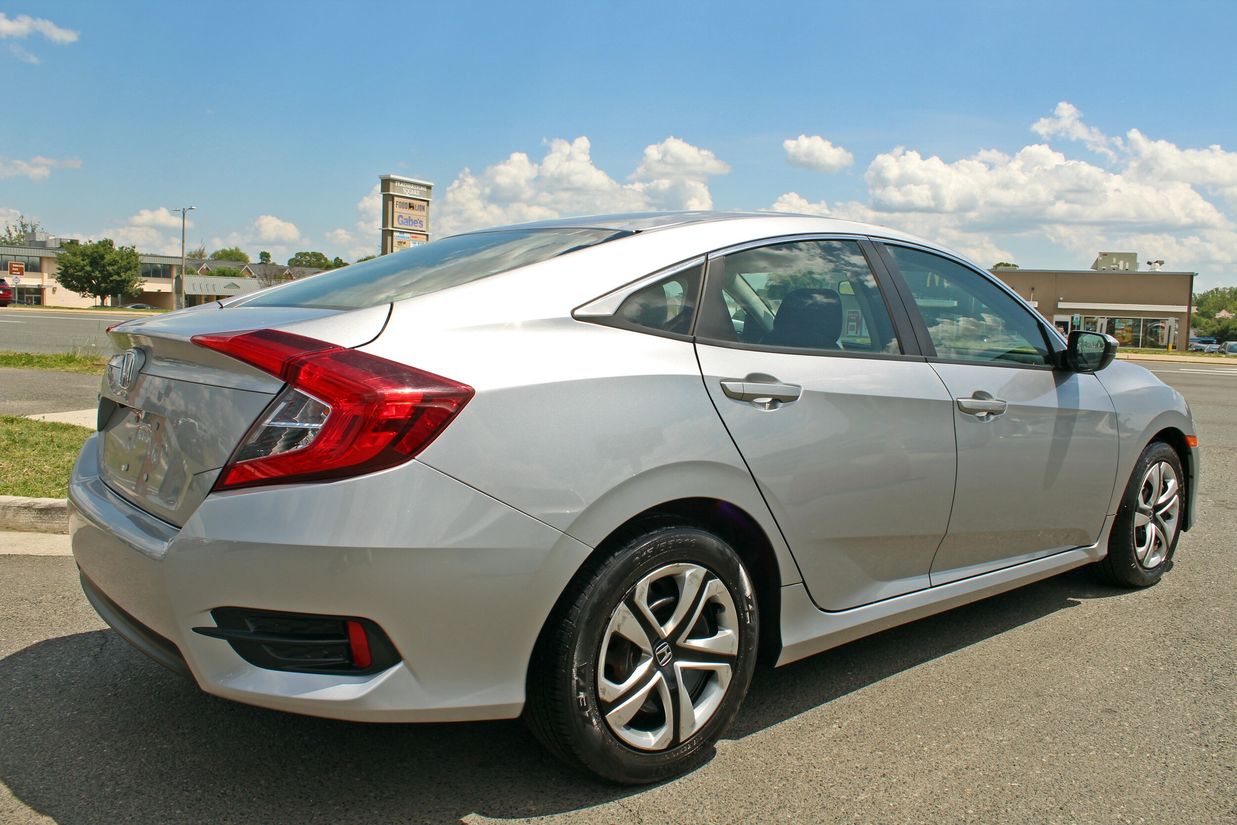2017 Honda Civic LX photo 4