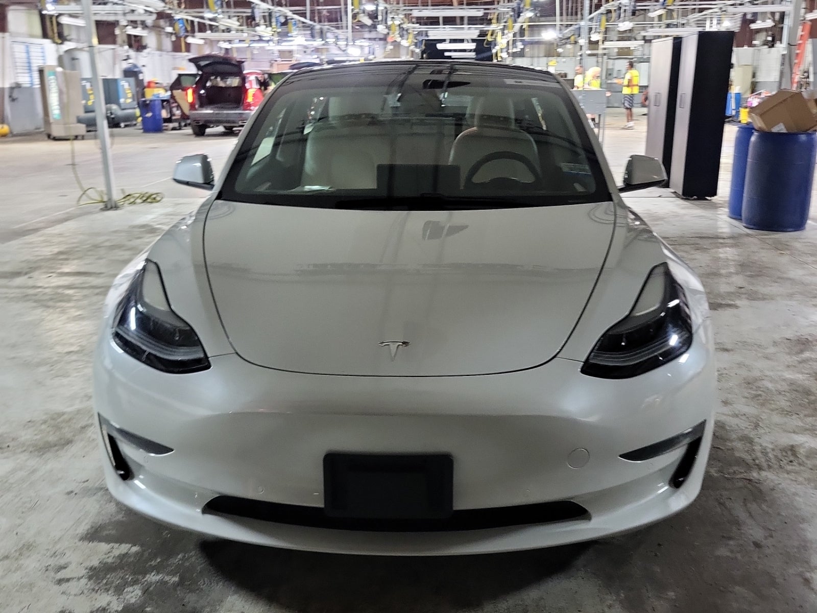  Tesla Model 3