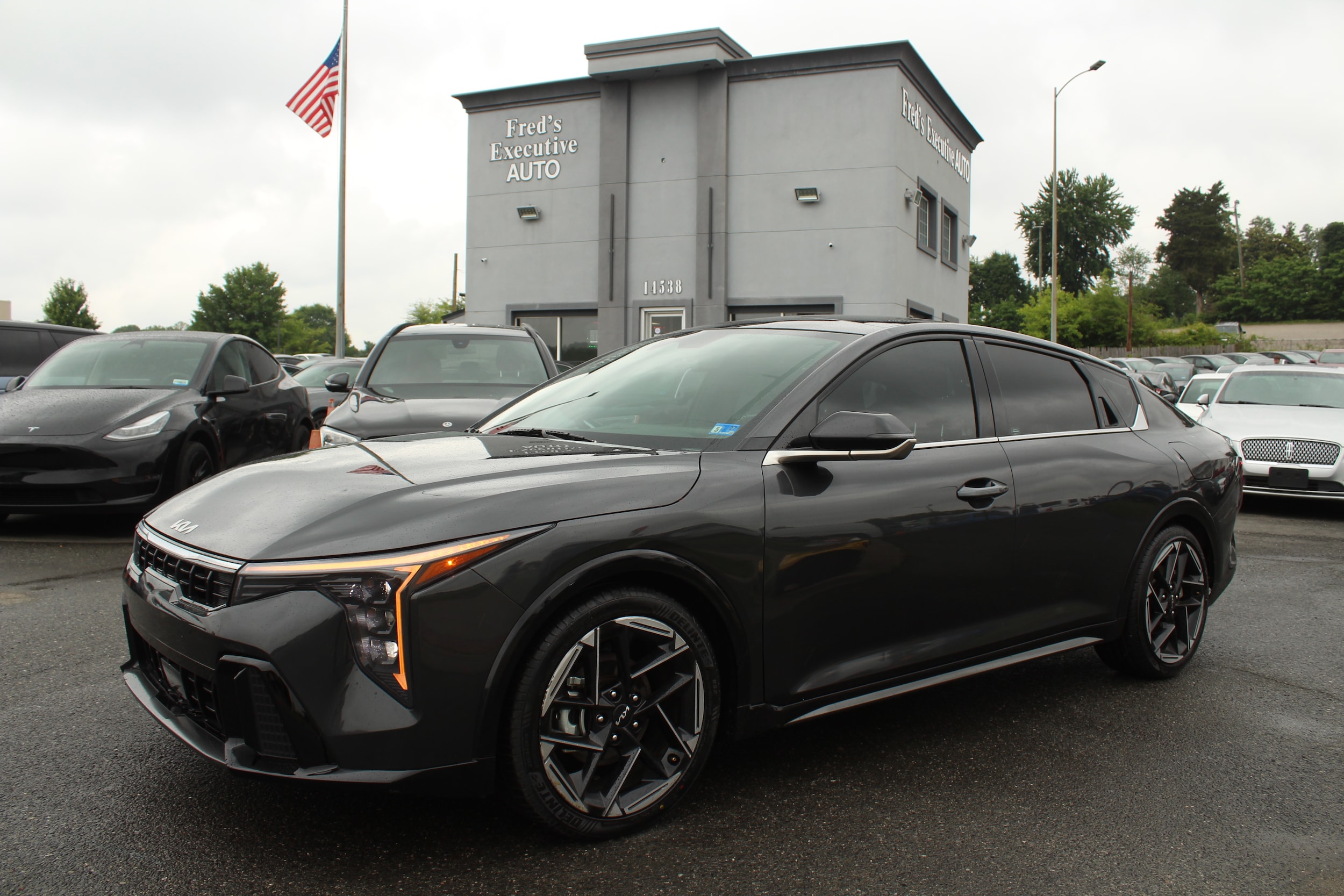 2025 Kia K4 GT-Line AT's photo
