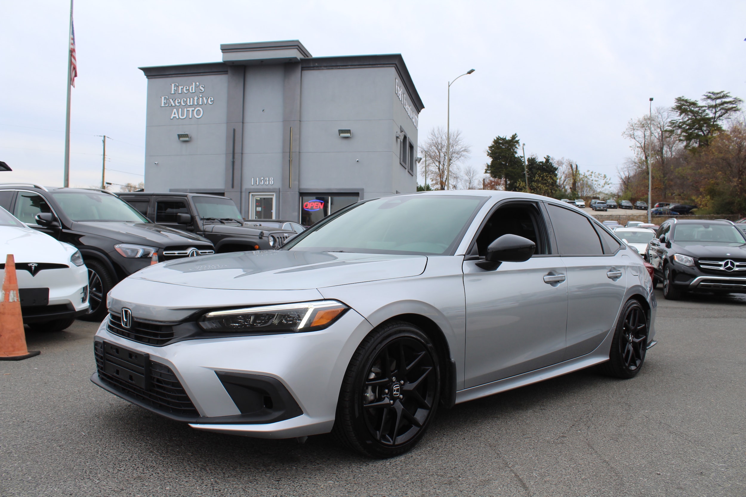 2025 Honda Civic Sport's photo