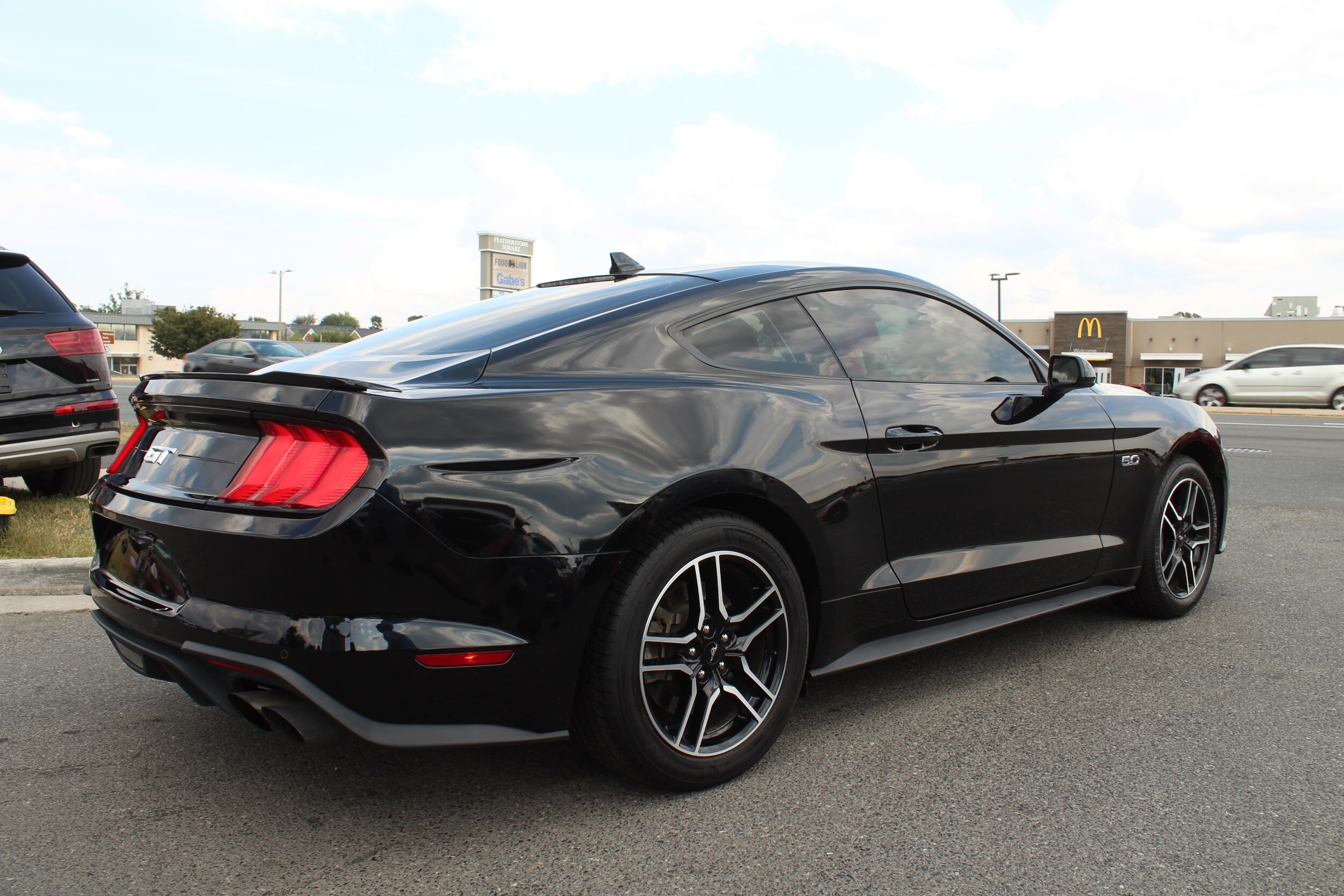 2021 Ford Mustang GT photo 4