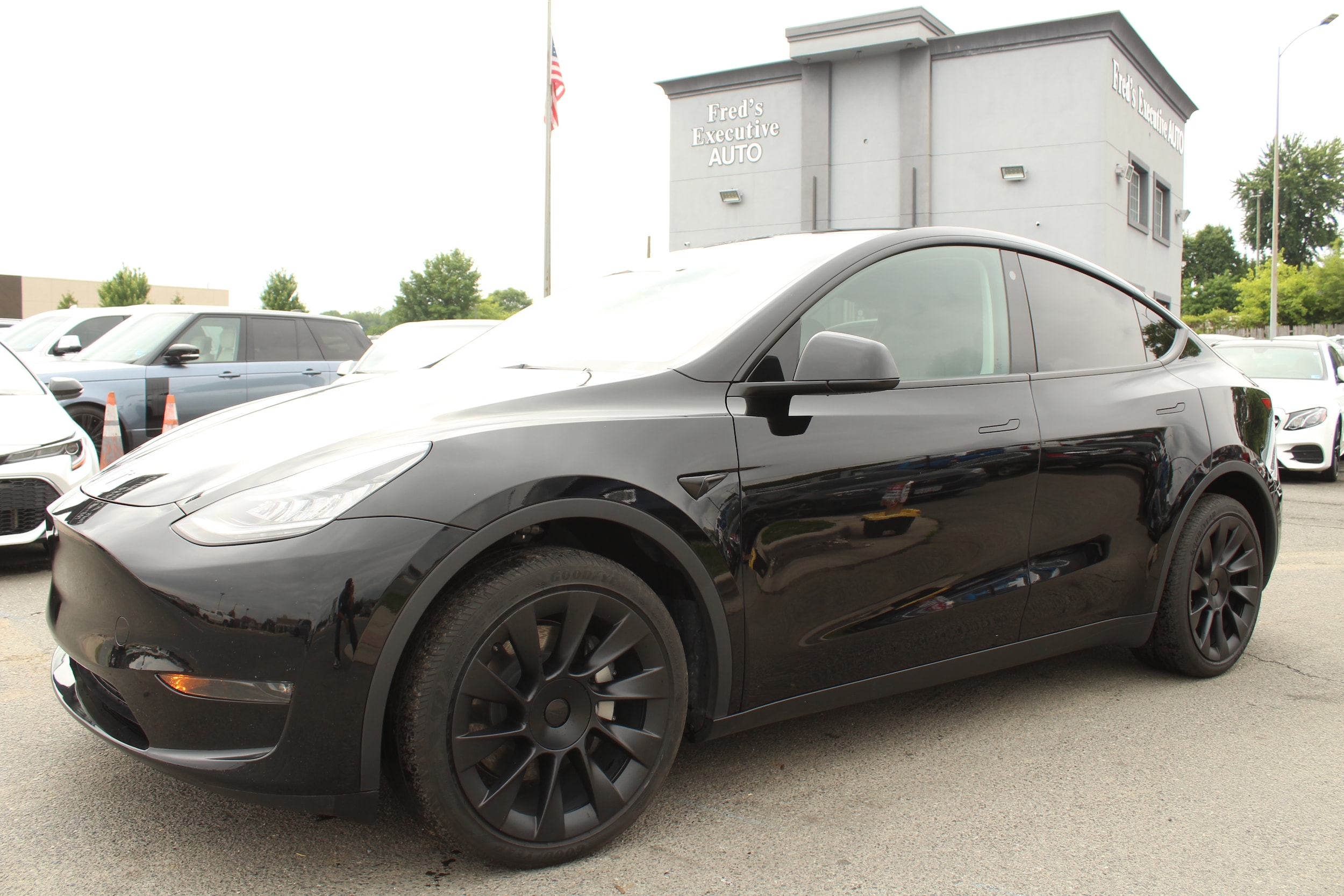 2023 Tesla Model Y Long Range Dual Motor All-Wheel Drive's photo