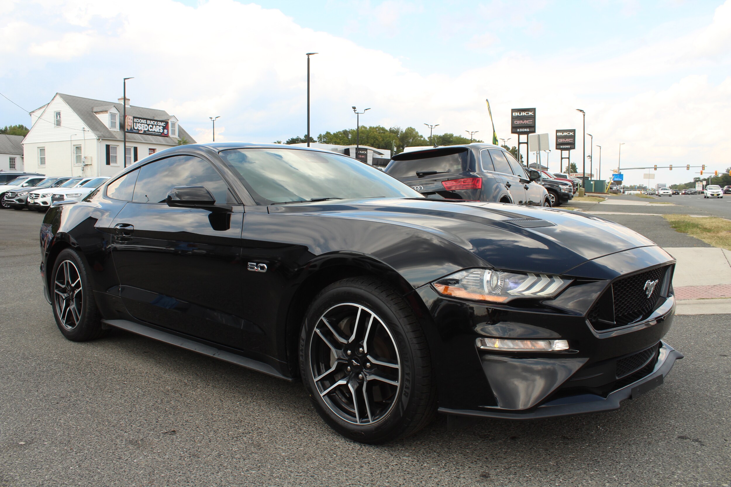 2021 Ford Mustang GT photo 3