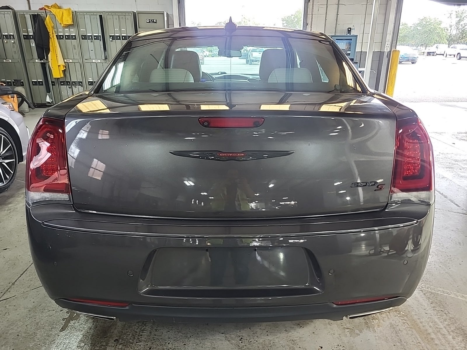 2021 Chrysler 300 S photo 2