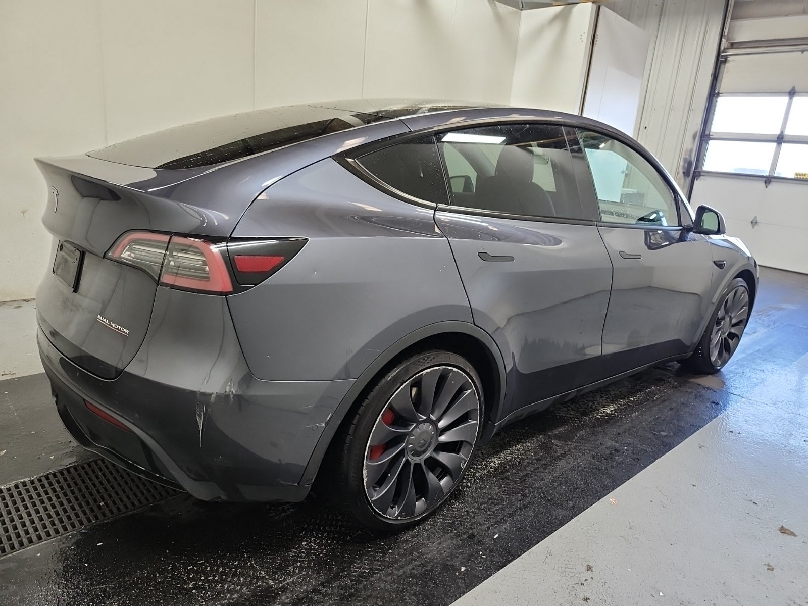 2022 Tesla Model Y Performance photo 3