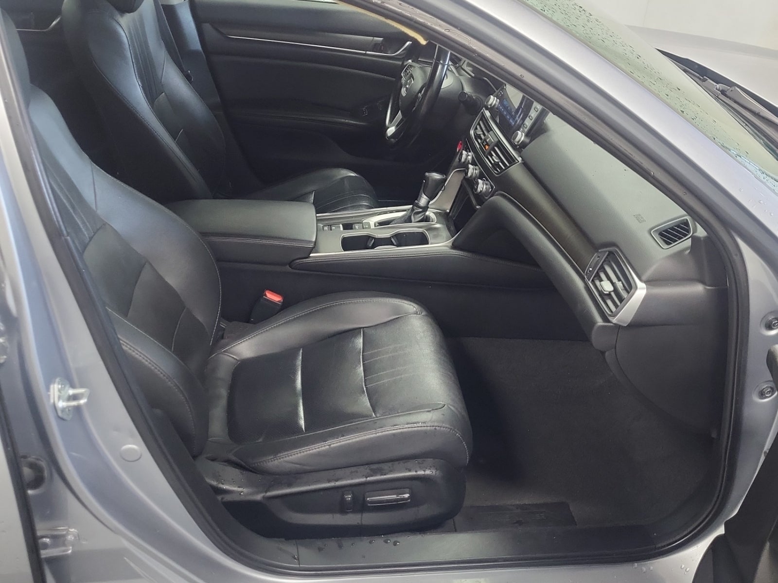 2021 Honda Accord EX-L 1.5T photo 4