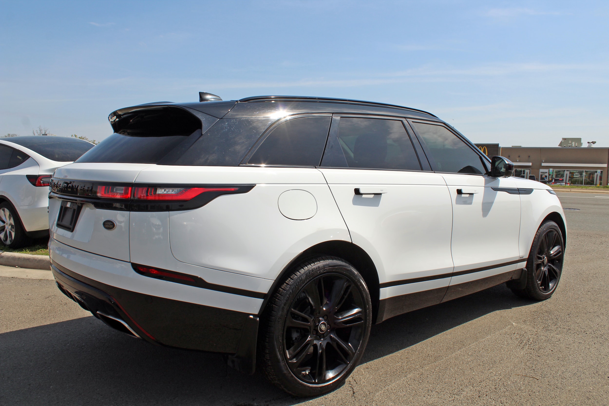 View vehicle photo 6