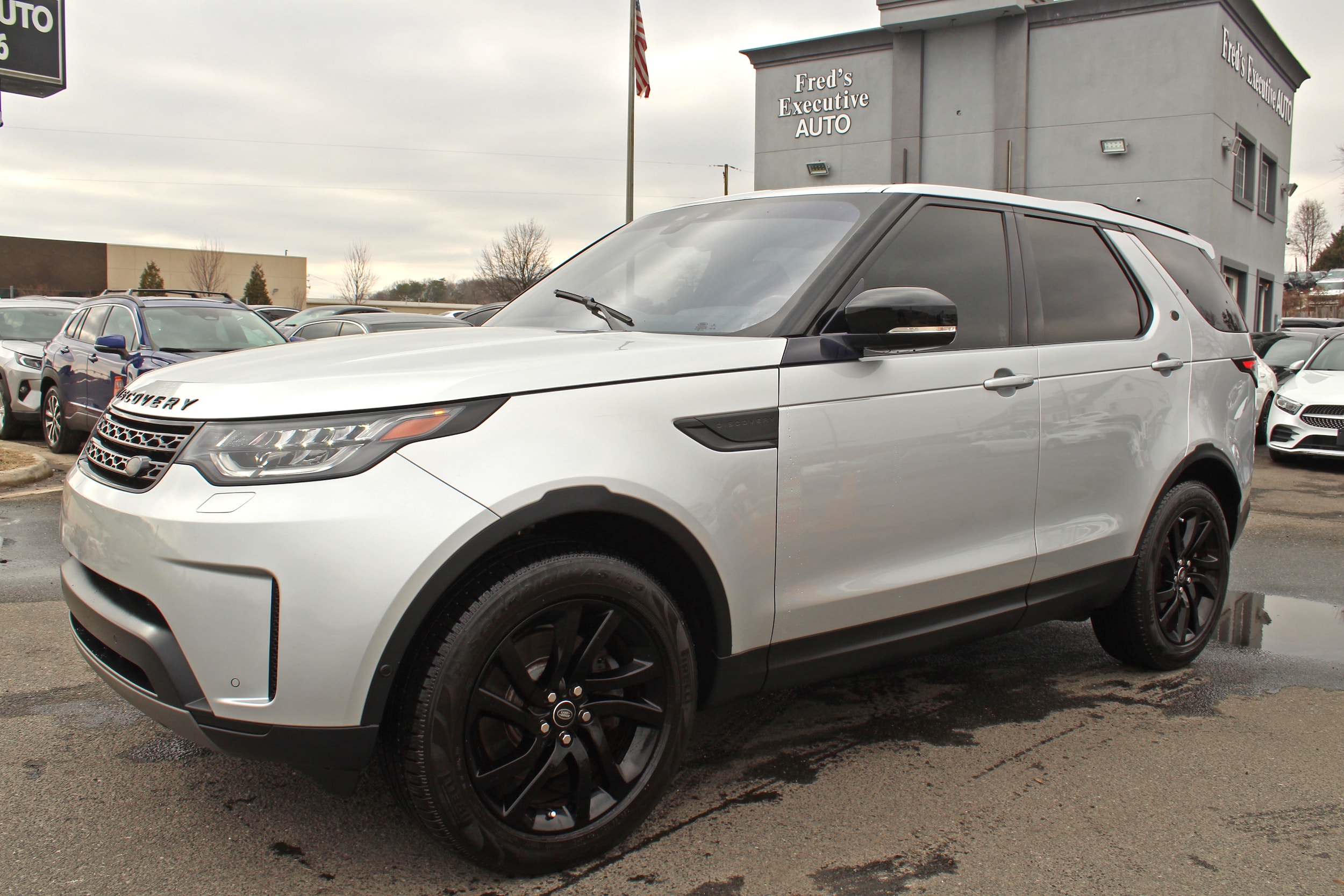 2017 Land Rover Discovery SE