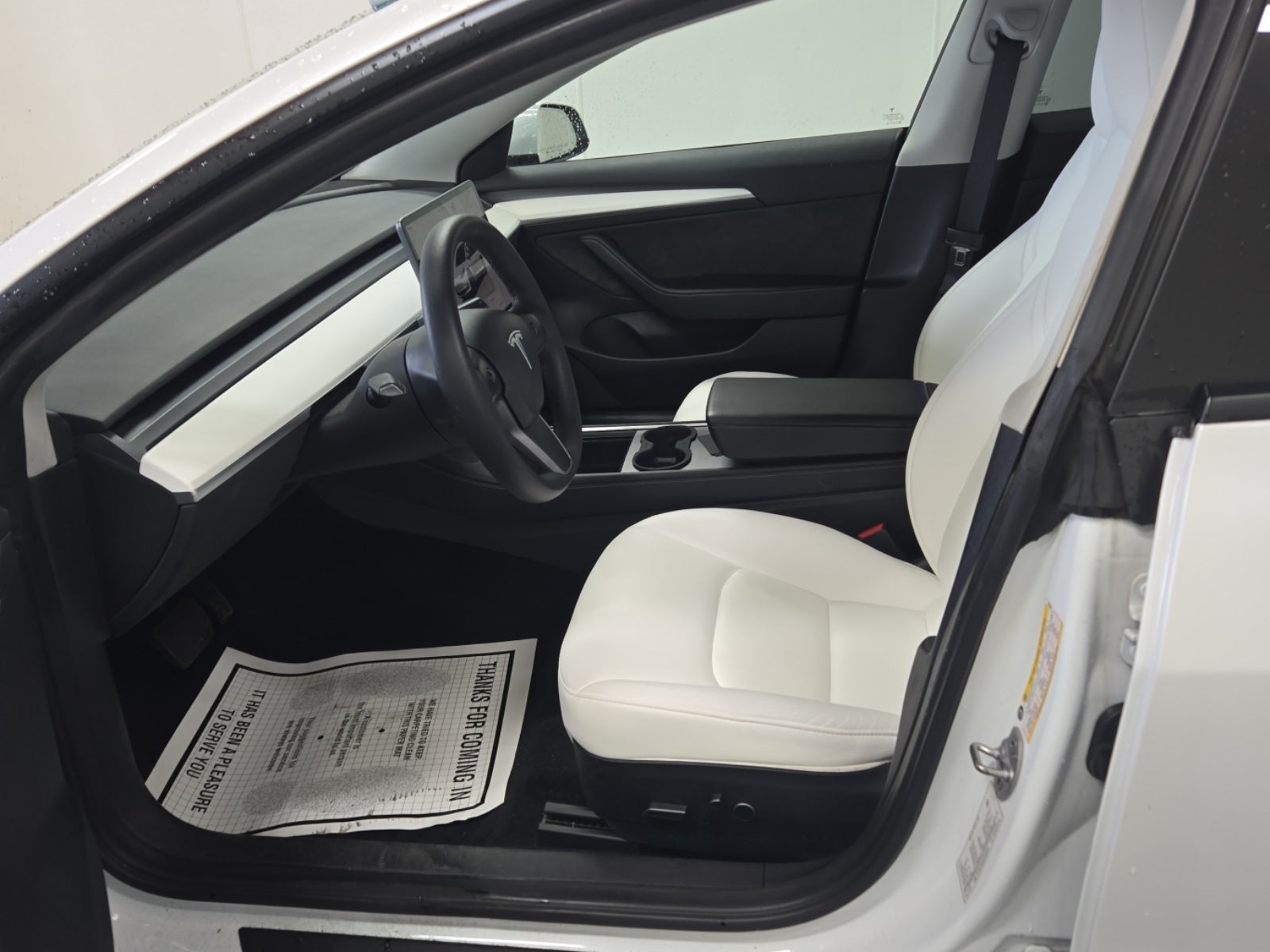 2022 Tesla Model 3 Long Range photo 2
