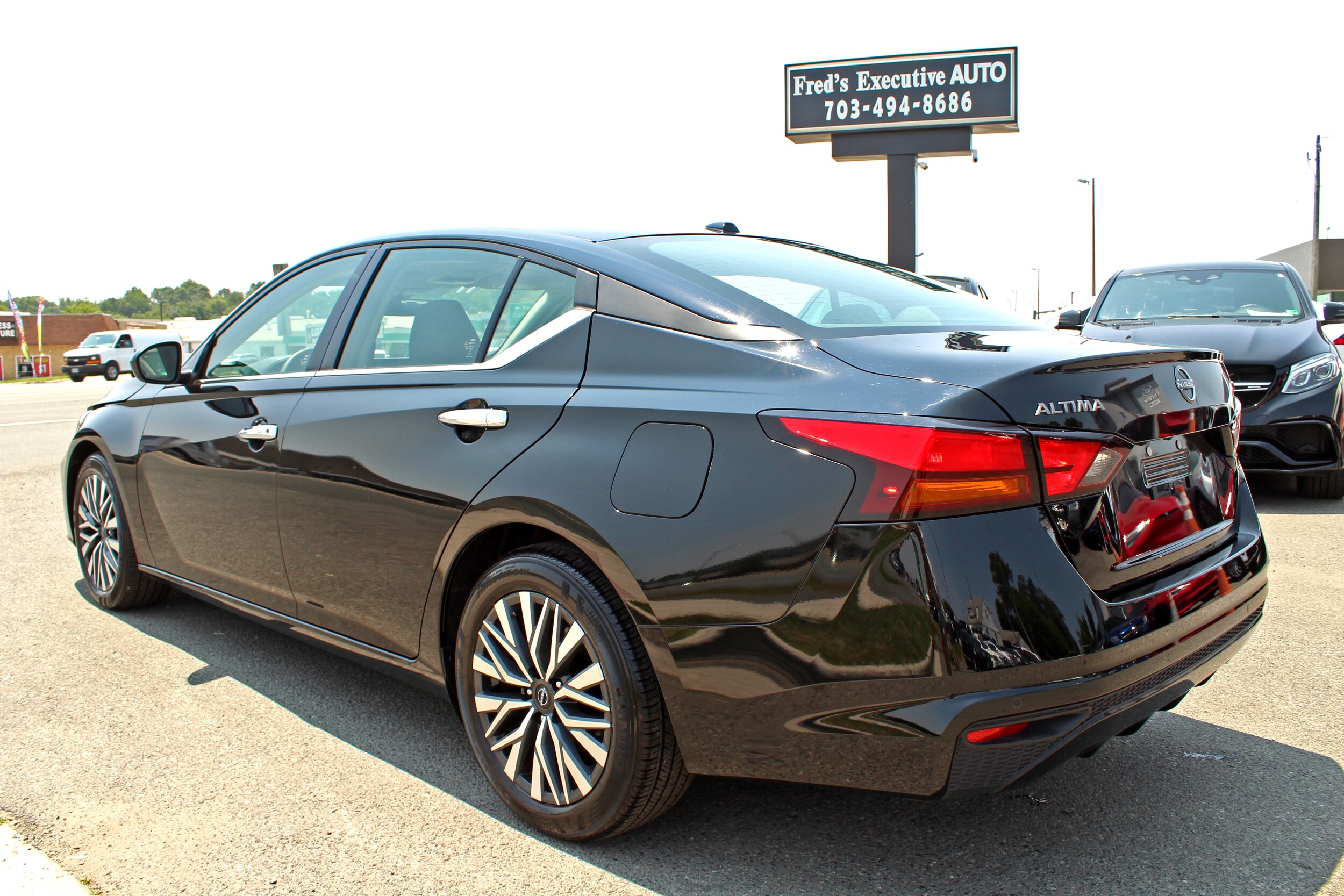 2024 Nissan Altima 2.5 SV photo 4